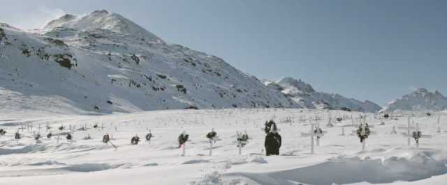 Film Still The Red House 2